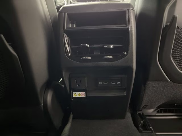 2026 Bright White Clearcoat Jeep Grand Cherokee Altitude 4X4 SUV