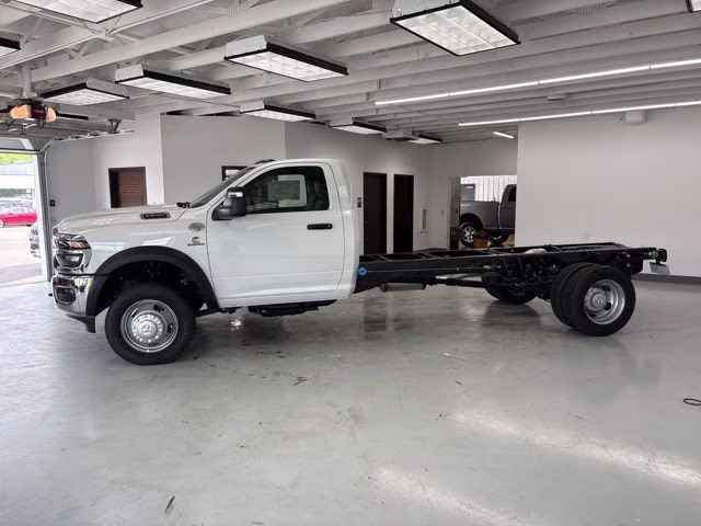 2026 Bright White Clearcoat Ram 5500HD Tradesman 4X4 Truck