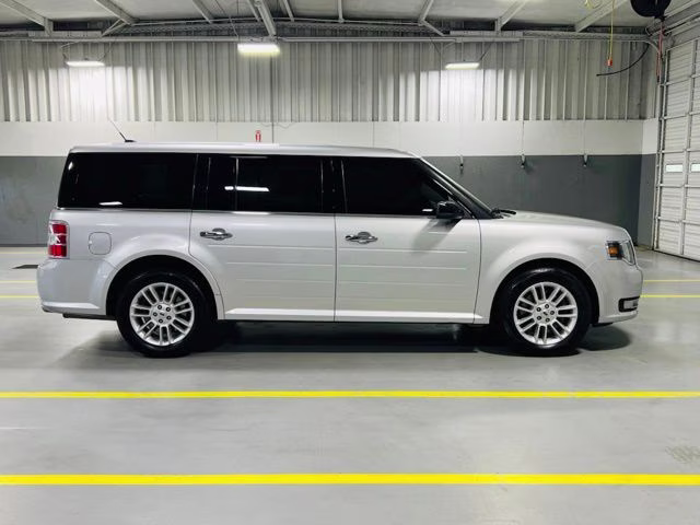 2019 Ingot Silver Ford Flex SEL FWD SUV