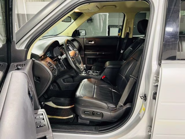 2019 Ingot Silver Ford Flex SEL FWD SUV