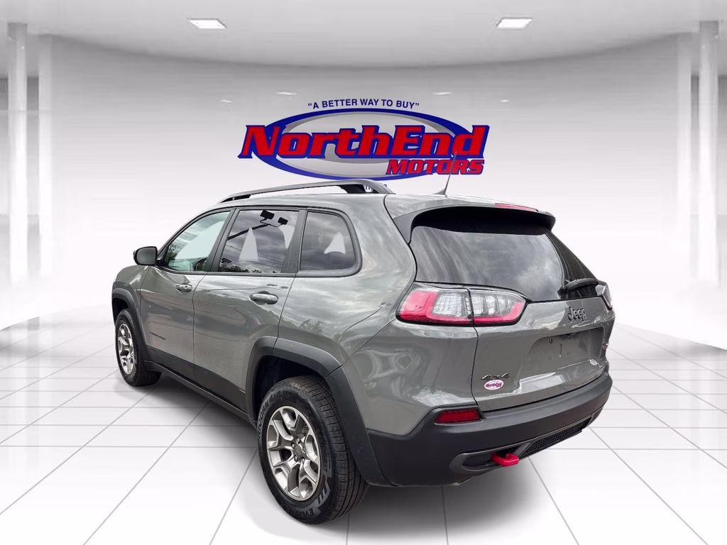 2022 Sting-Gray Clearcoat Jeep Cherokee Trailhawk 4X4 SUV