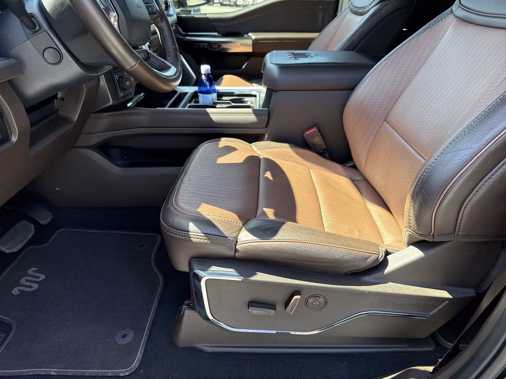 2024 Black Metallic Ford Super Duty F-250 SRW King Ranch 4X4 Truck