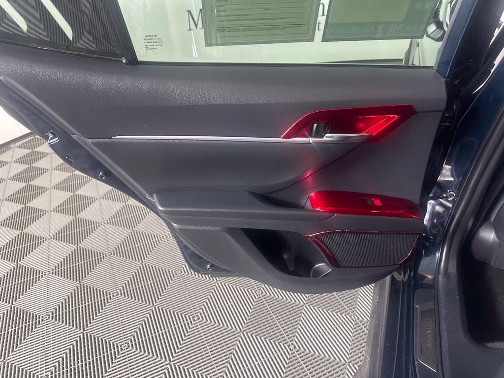 2021 Galactic Aqua Mica Toyota Camry SE FWD Sedan