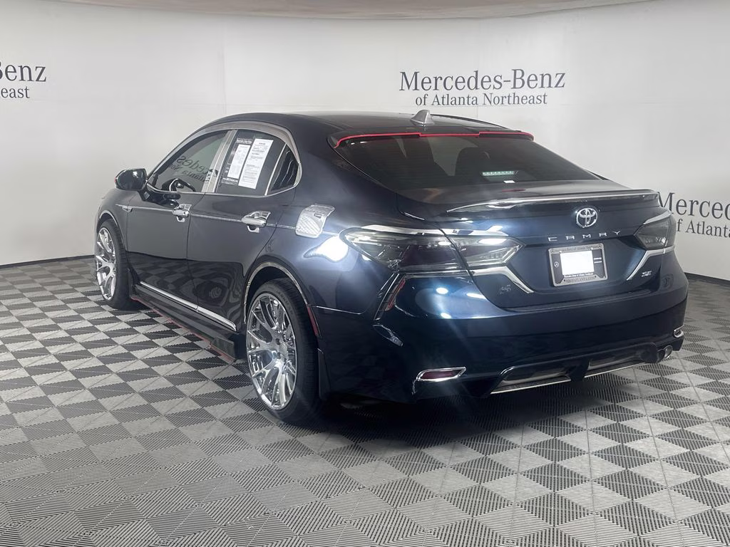2021 Galactic Aqua Mica Toyota Camry SE FWD Sedan