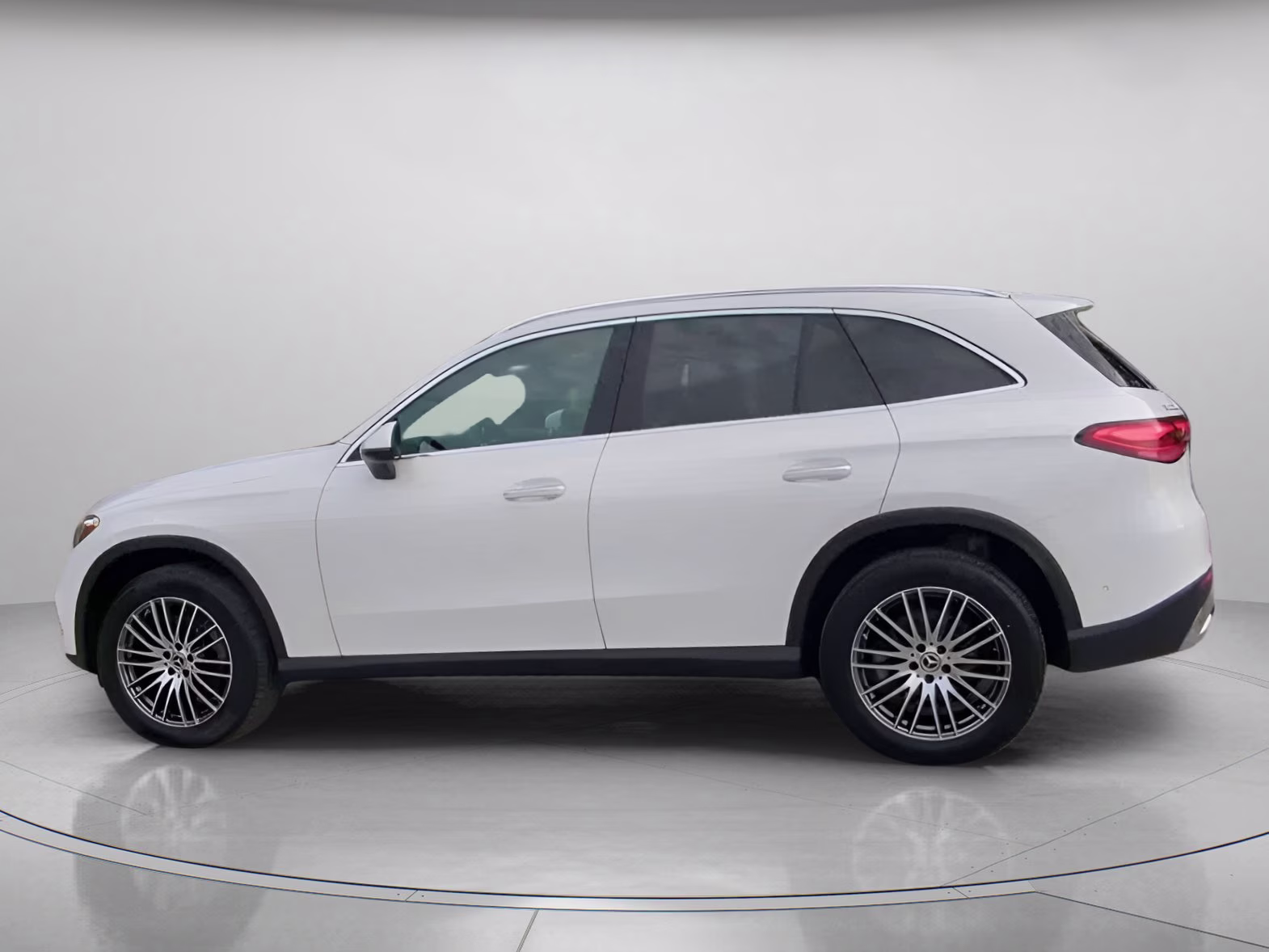 2025 Polar White Mercedes-Benz GLC GLC 300 RWD SUV