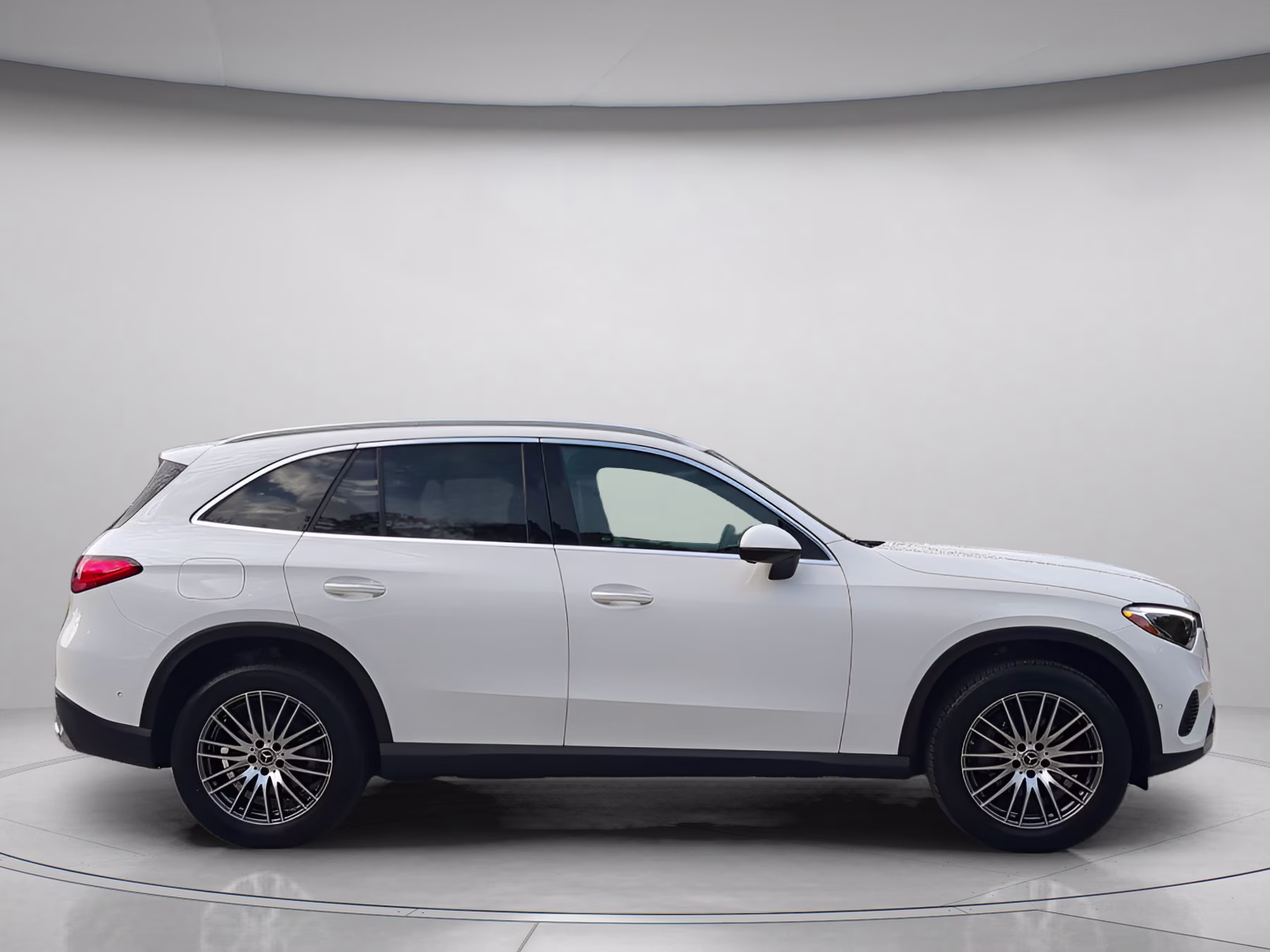 2025 Polar White Mercedes-Benz GLC GLC 300 RWD SUV