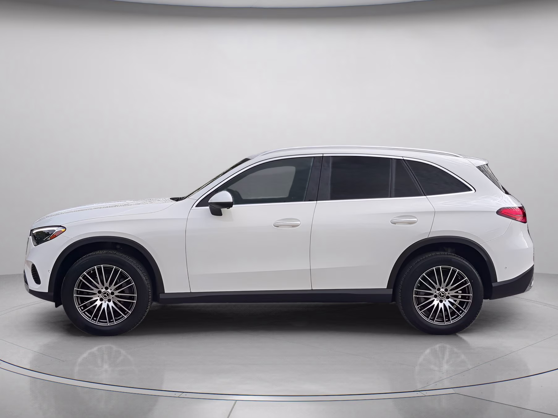 2025 Polar White Mercedes-Benz GLC GLC 300 RWD SUV