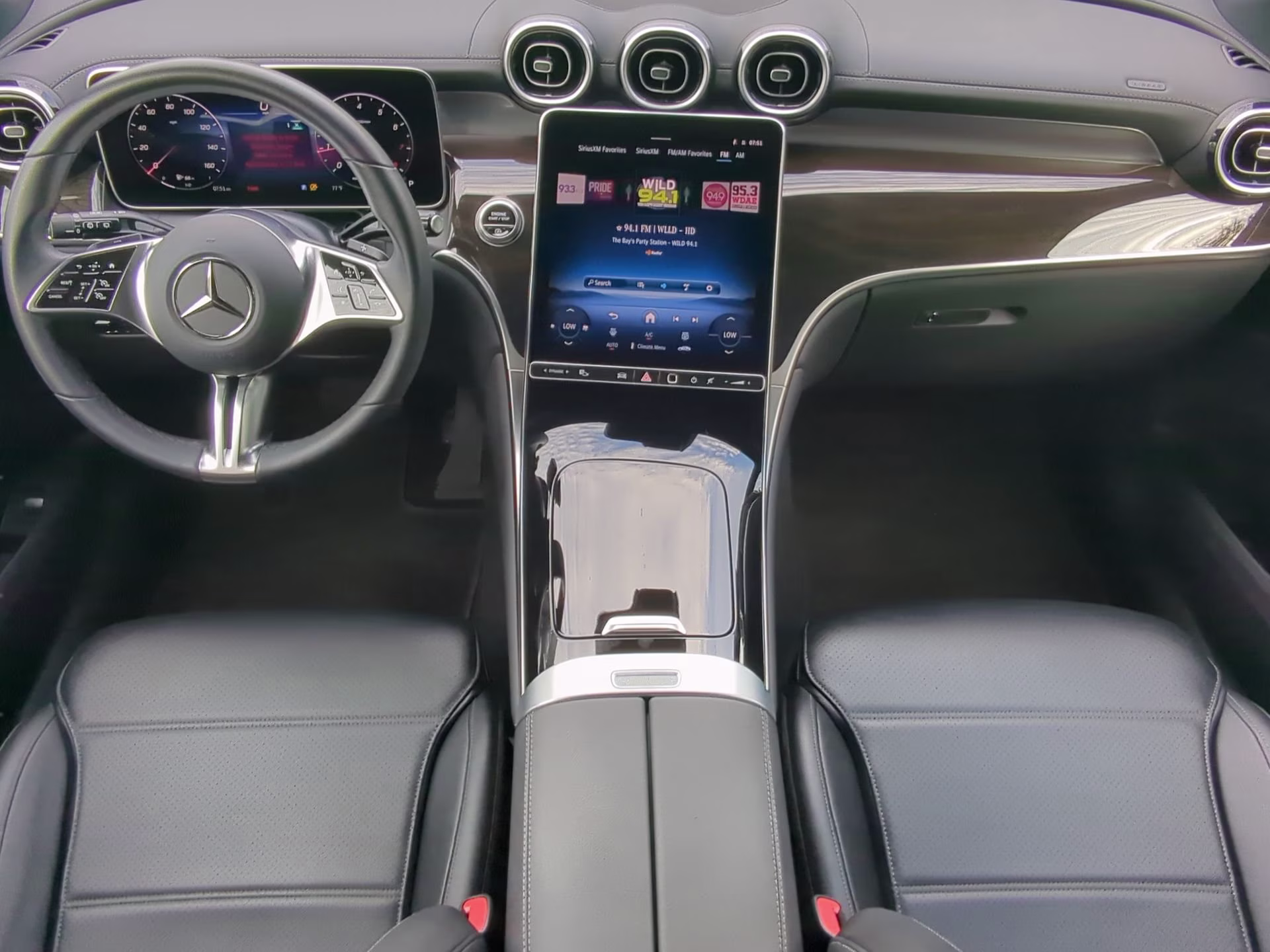 2025 Polar White Mercedes-Benz GLC GLC 300 RWD SUV
