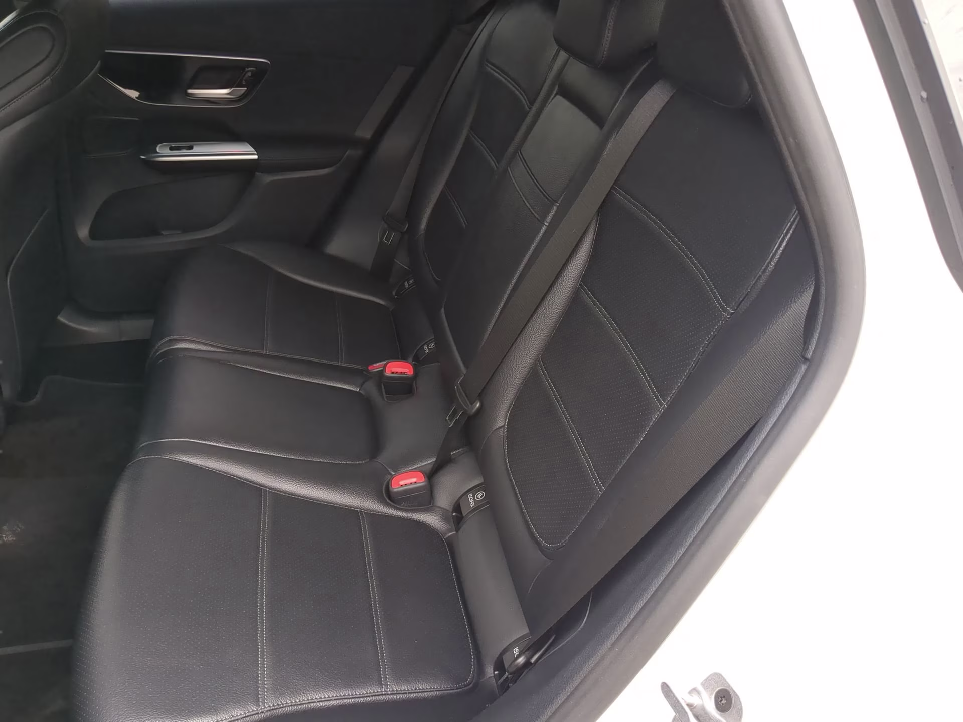 2025 Polar White Mercedes-Benz GLC GLC 300 RWD SUV