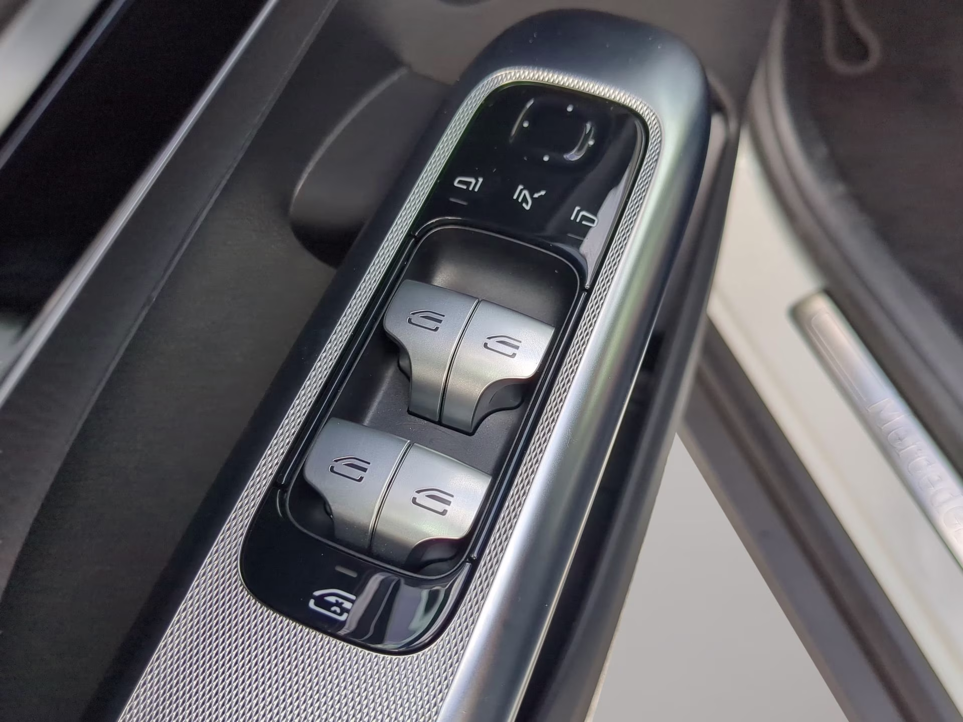 2025 Polar White Mercedes-Benz GLC GLC 300 RWD SUV