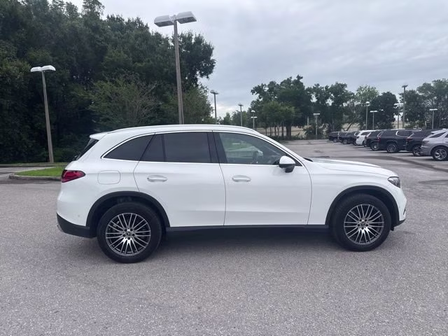 2025 Polar White Mercedes-Benz GLC GLC 300 RWD SUV