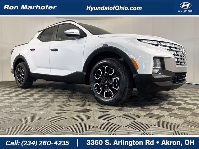 2023 White Hyundai Santa Cruz SEL FWD Truck