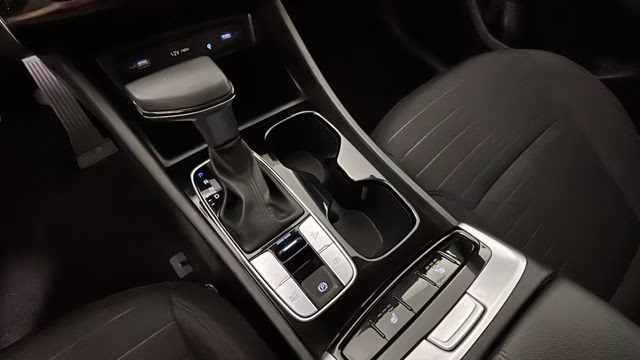 2023 White Hyundai Santa Cruz SEL FWD Truck