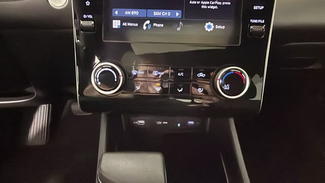 2023 White Hyundai Santa Cruz SEL FWD Truck