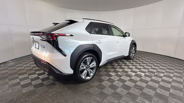 2023 Cosmic White Pearl Subaru Solterra Limited AWD SUV
