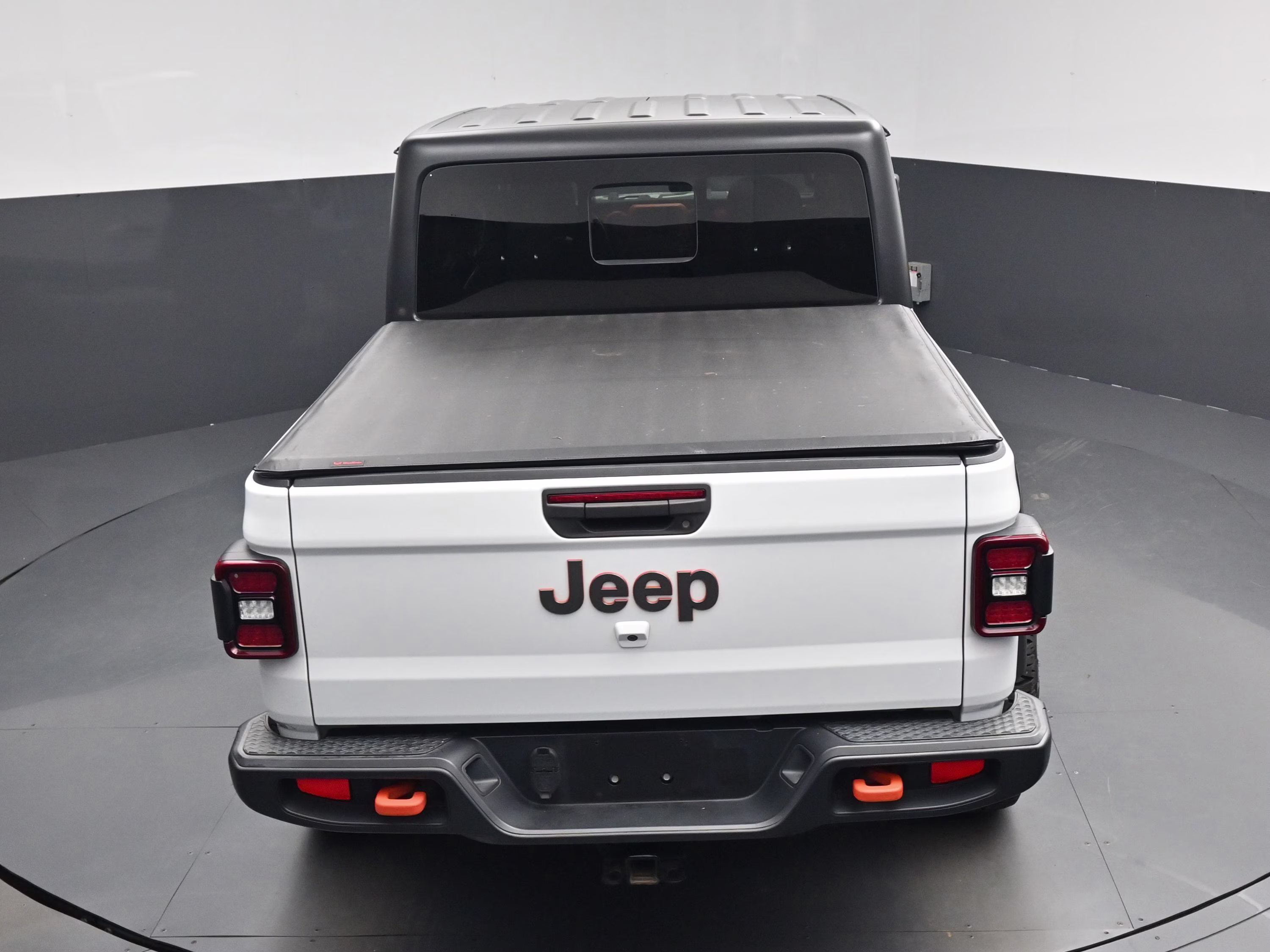 2021 Bright White Clearcoat Jeep Gladiator Mojave 4X4 Truck