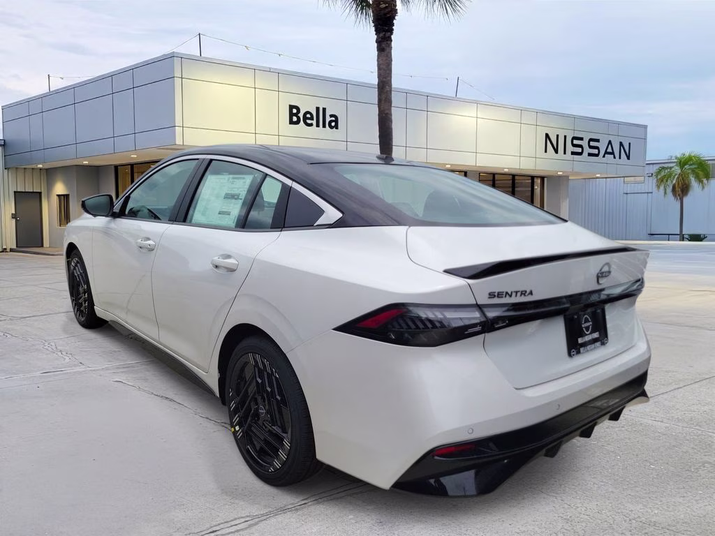 2026 Aspen White/Super Black Nissan Sentra SR FWD Sedan