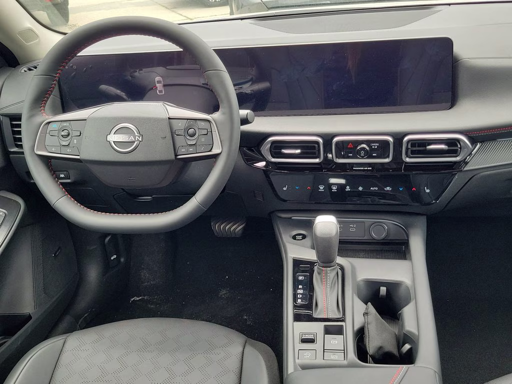 2026 Aspen White/Super Black Nissan Sentra SR FWD Sedan