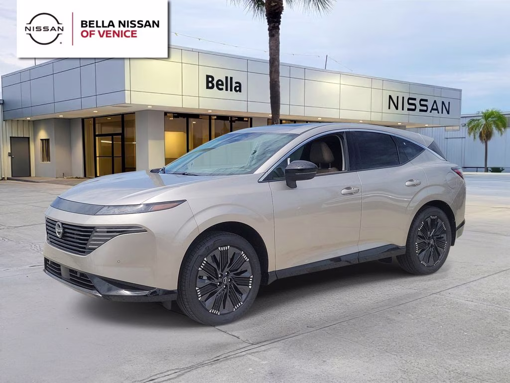2026 Champagne Silver Metallic Nissan Murano Platinum AWD SUV