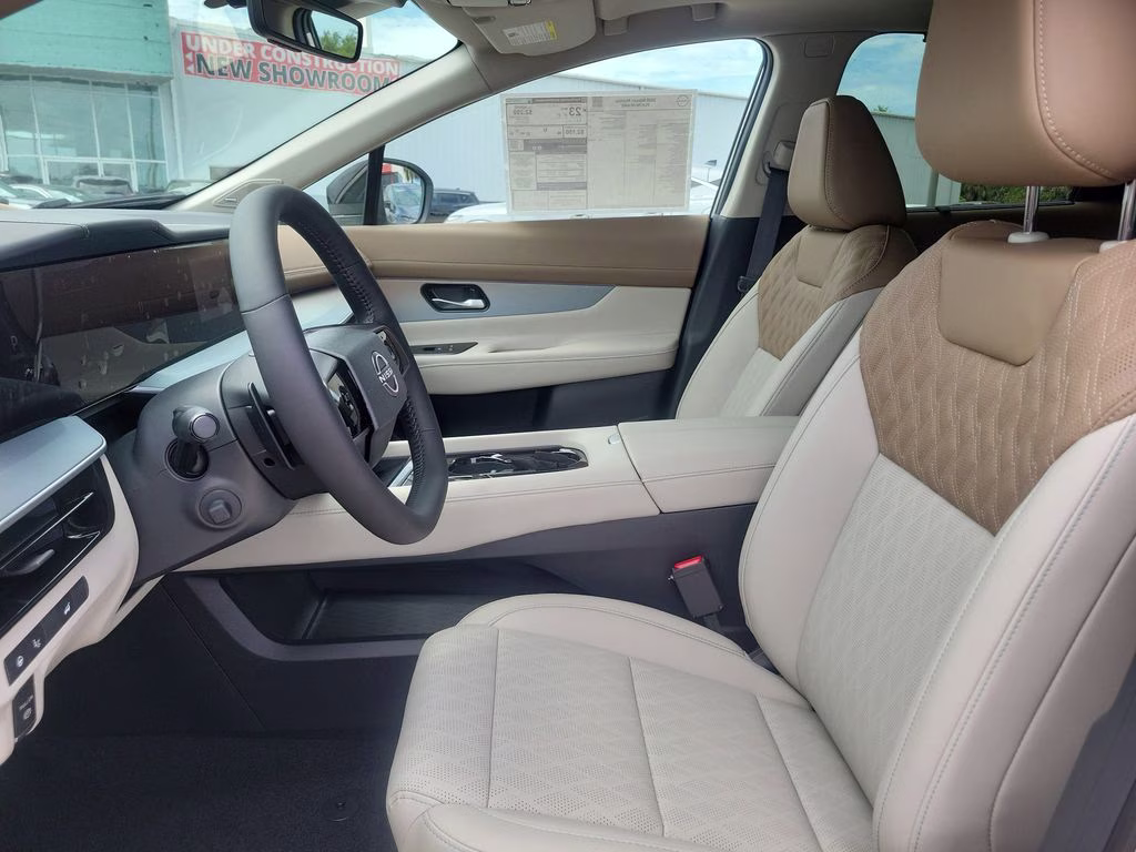 2026 Champagne Silver Metallic Nissan Murano Platinum AWD SUV