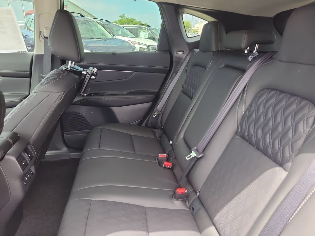 2026 Gun Metallic Nissan Murano Platinum AWD SUV