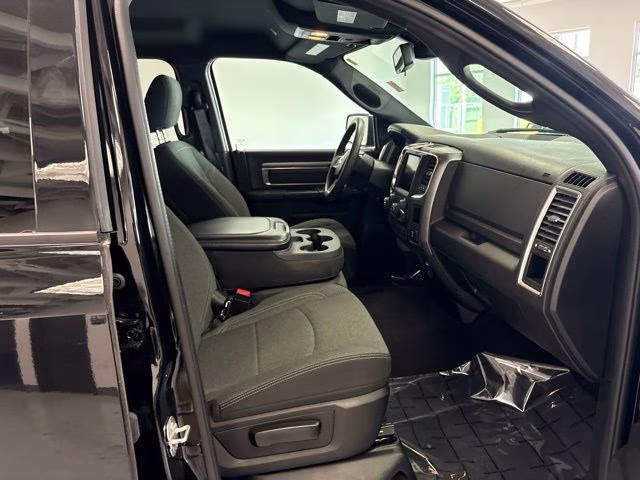 2021 Diamond Black Crystal Pearlcoat Ram 1500 Warlock 4X4 Truck