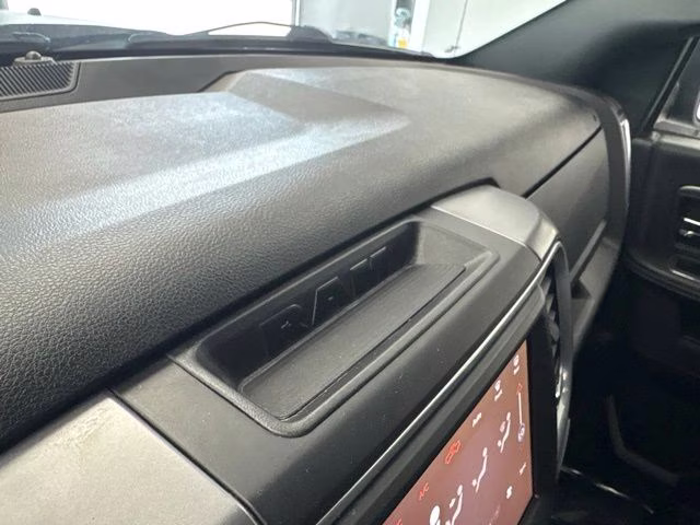 2021 Diamond Black Crystal Pearlcoat Ram 1500 Warlock 4X4 Truck