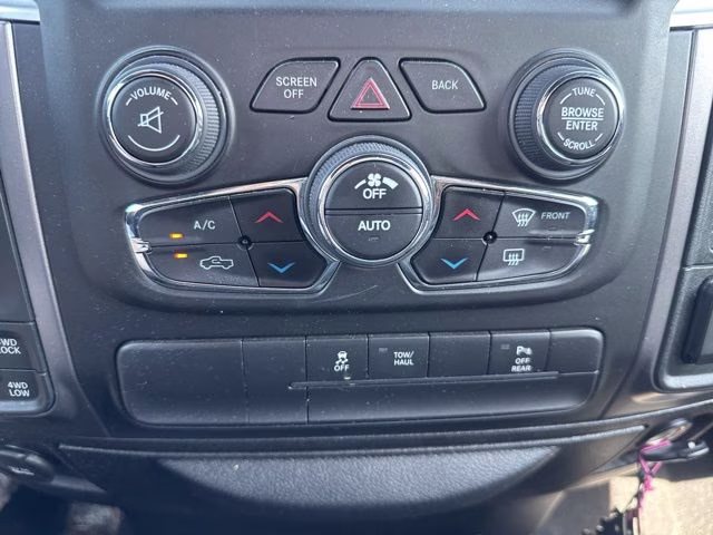 2021 Diamond Black Crystal Pearlcoat Ram 1500 Warlock 4X4 Truck
