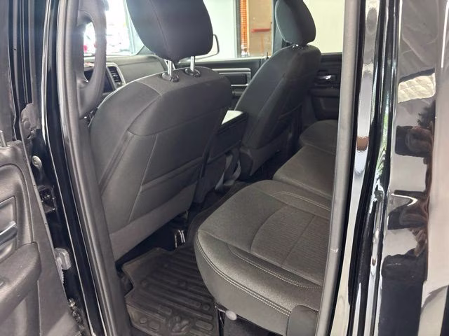 2021 Diamond Black Crystal Pearlcoat Ram 1500 Warlock 4X4 Truck