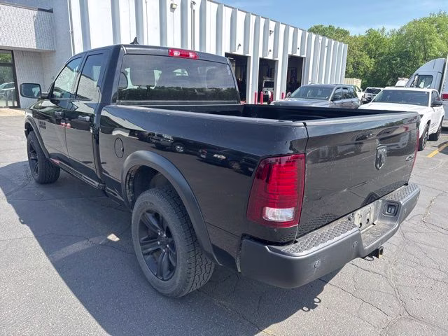 2021 Diamond Black Crystal Pearlcoat Ram 1500 Warlock 4X4 Truck