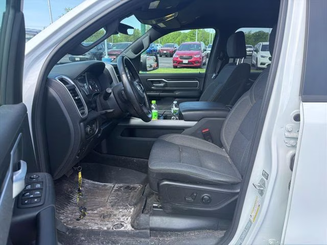 2022 Bright White Clearcoat Ram 1500 Big Horn/Lone Star 4X4 Truck