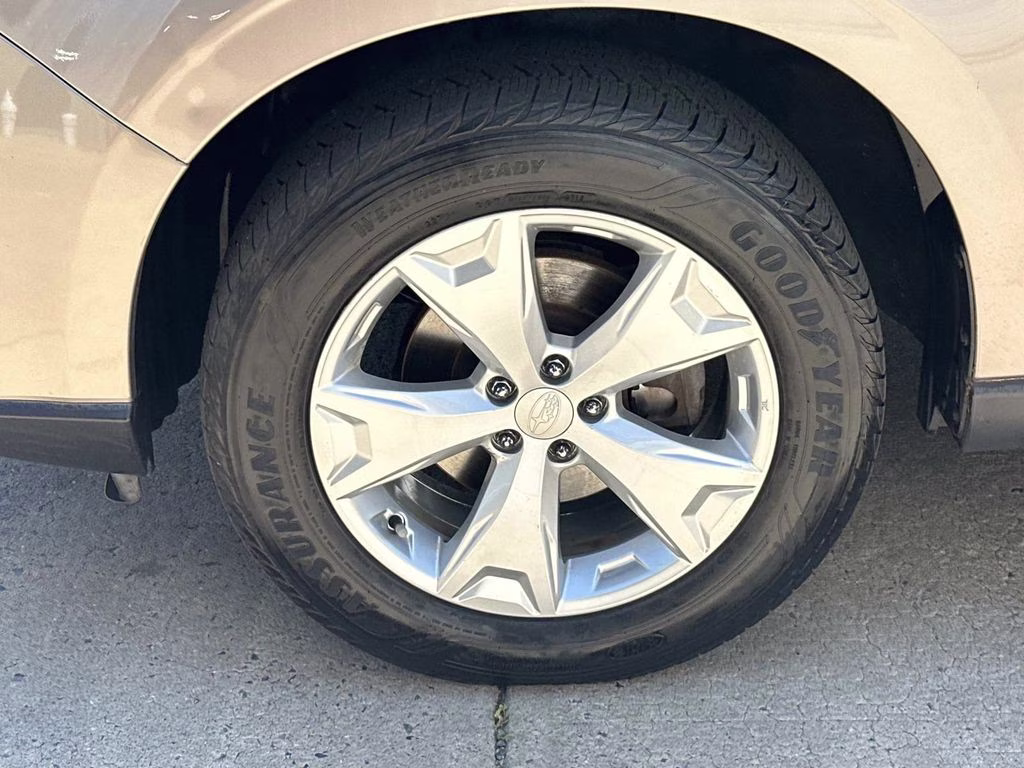 2015 Burnished Bronze Metallic Subaru Forester 2.5i Premium AWD SUV