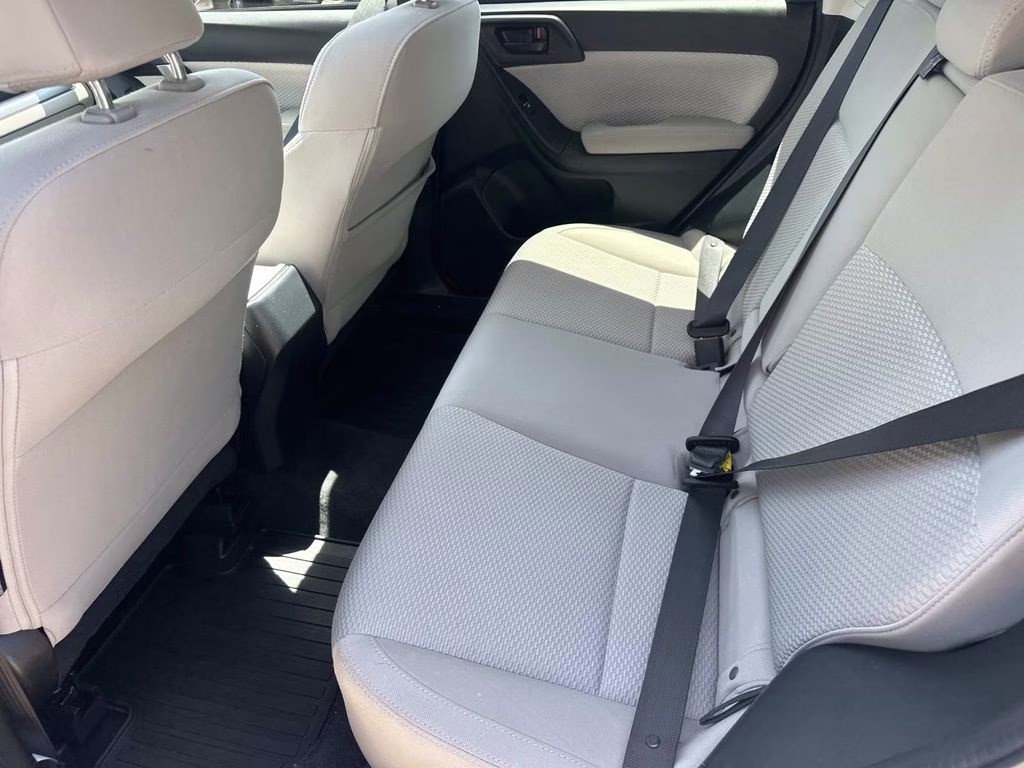 2017 Crystal White Pearl Subaru Forester 2.5i Premium AWD SUV