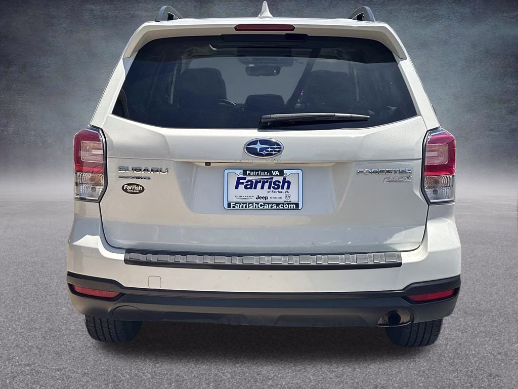 2017 Crystal White Pearl Subaru Forester 2.5i Premium AWD SUV