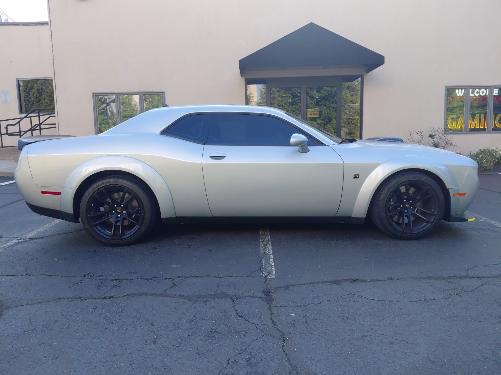 2022 Triple Nickel Clearcoat Dodge Challenger R/T Scat Pack Widebody RWD Coupe