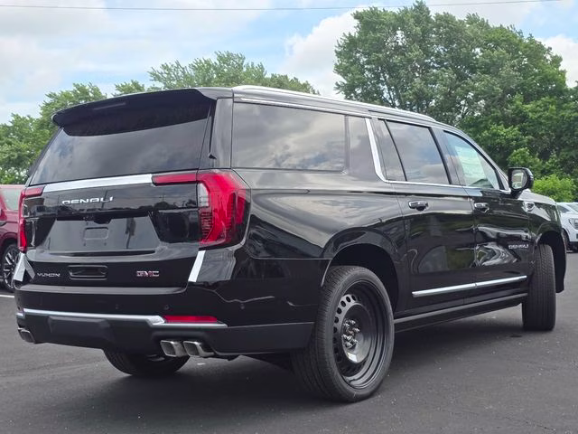 2026 Onyx Black GMC Yukon XL Denali 4X4 SUV