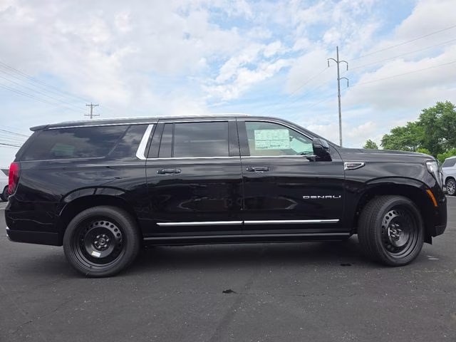 2026 Onyx Black GMC Yukon XL Denali 4X4 SUV