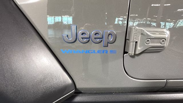 2023 Sting-Gray Clearcoat Jeep Wrangler Rubicon 4xe 4X4 SUV