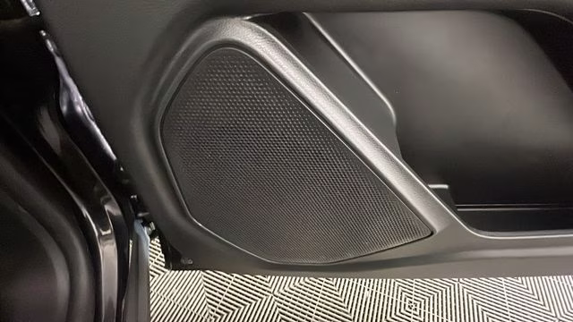 2022 Black Metallic Ford Explorer Limited 4X4 SUV