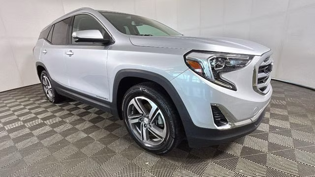 2021 Quicksilver Metallic GMC Terrain SLT FWD SUV