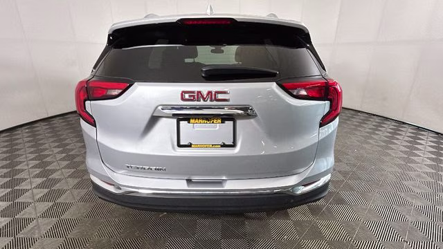 2021 Quicksilver Metallic GMC Terrain SLT FWD SUV