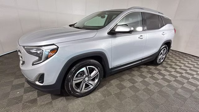 2021 Quicksilver Metallic GMC Terrain SLT FWD SUV