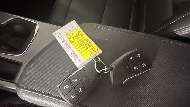 2025 Habanero Orange Chevrolet Equinox EV RS FWD SUV