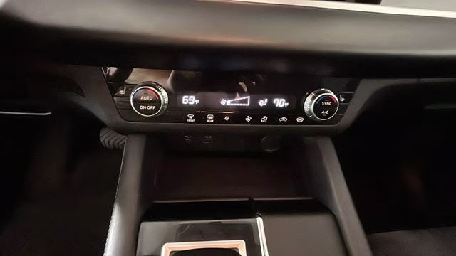 2024 Mitsubishi Outlander SE AWD SUV