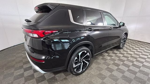 2024 Mitsubishi Outlander SE AWD SUV
