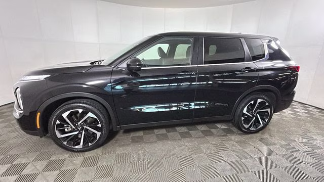 2024 Mitsubishi Outlander SE AWD SUV
