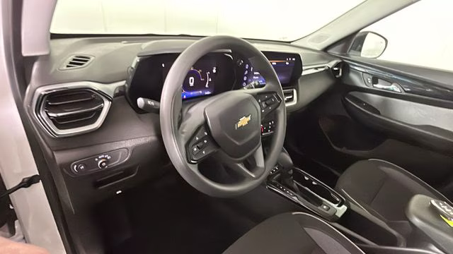 2024 Iridescent Pearl Tricoat Chevrolet Trailblazer LS FWD SUV