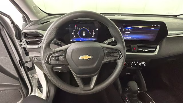 2024 Iridescent Pearl Tricoat Chevrolet Trailblazer LS FWD SUV