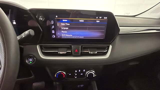 2024 Iridescent Pearl Tricoat Chevrolet Trailblazer LS FWD SUV