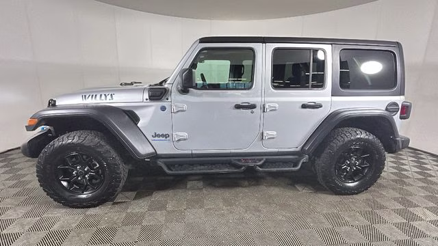 2024 Silver Zynith Clearcoat Jeep Wrangler Willys 4xe 4X4 SUV